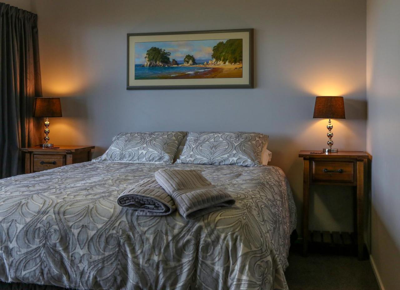 Two Tuis Accomodation Kaiteriteri ภายนอก รูปภาพ